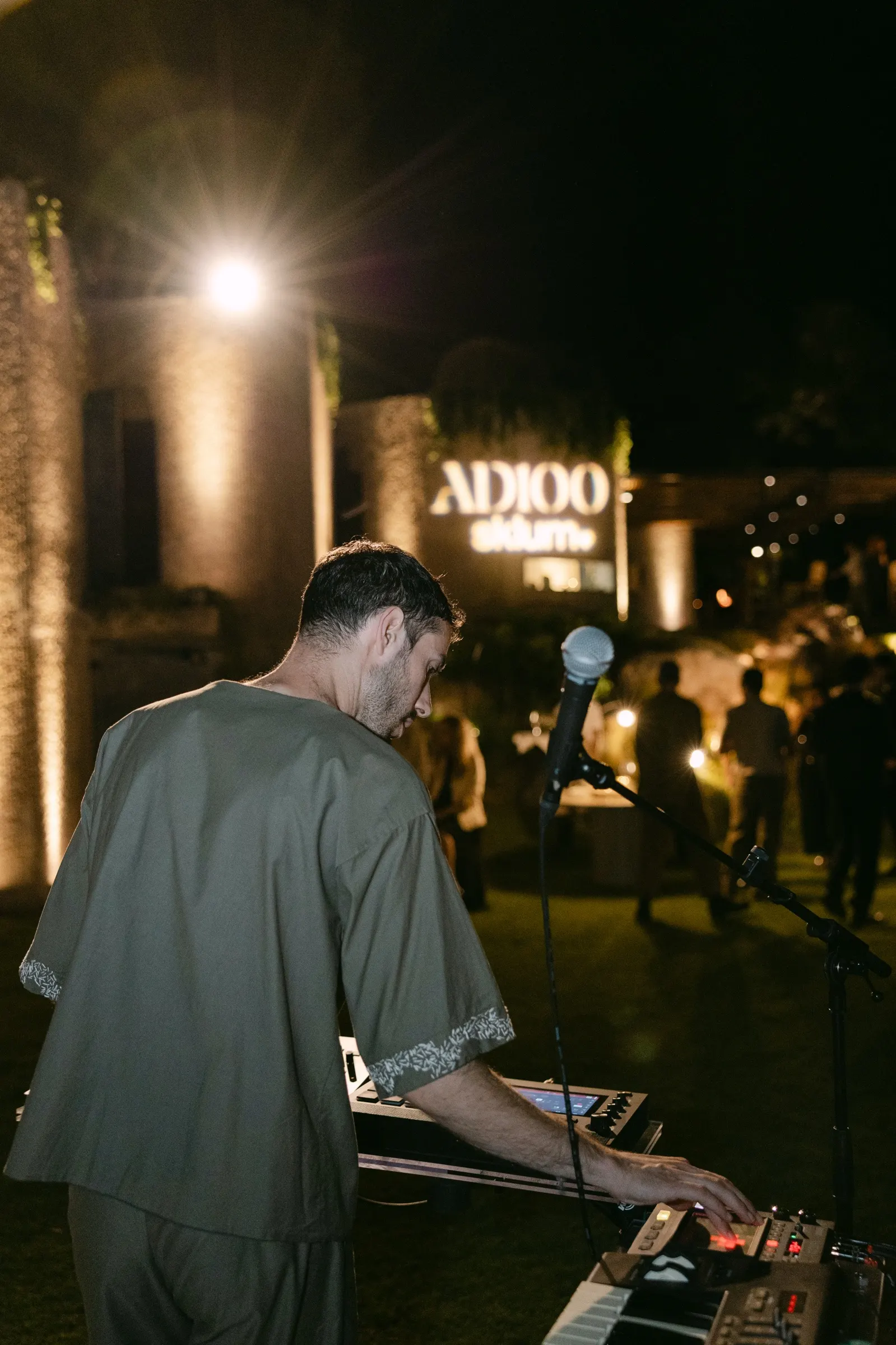 AD España × Sklum — AD100 en la Casa Semienterrada, Casa Semienterrada, Barcelona. Fotografía de Noomadik.