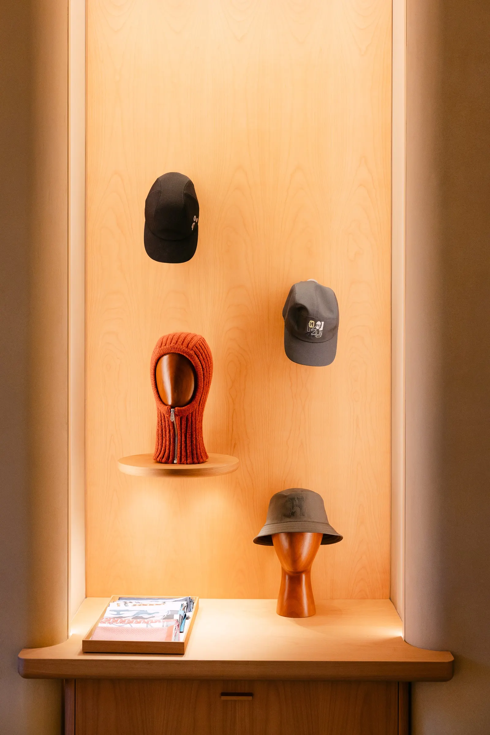 Hermès — Presentación de colección de hombre, Barcelona. Fotografía de Noomadik.