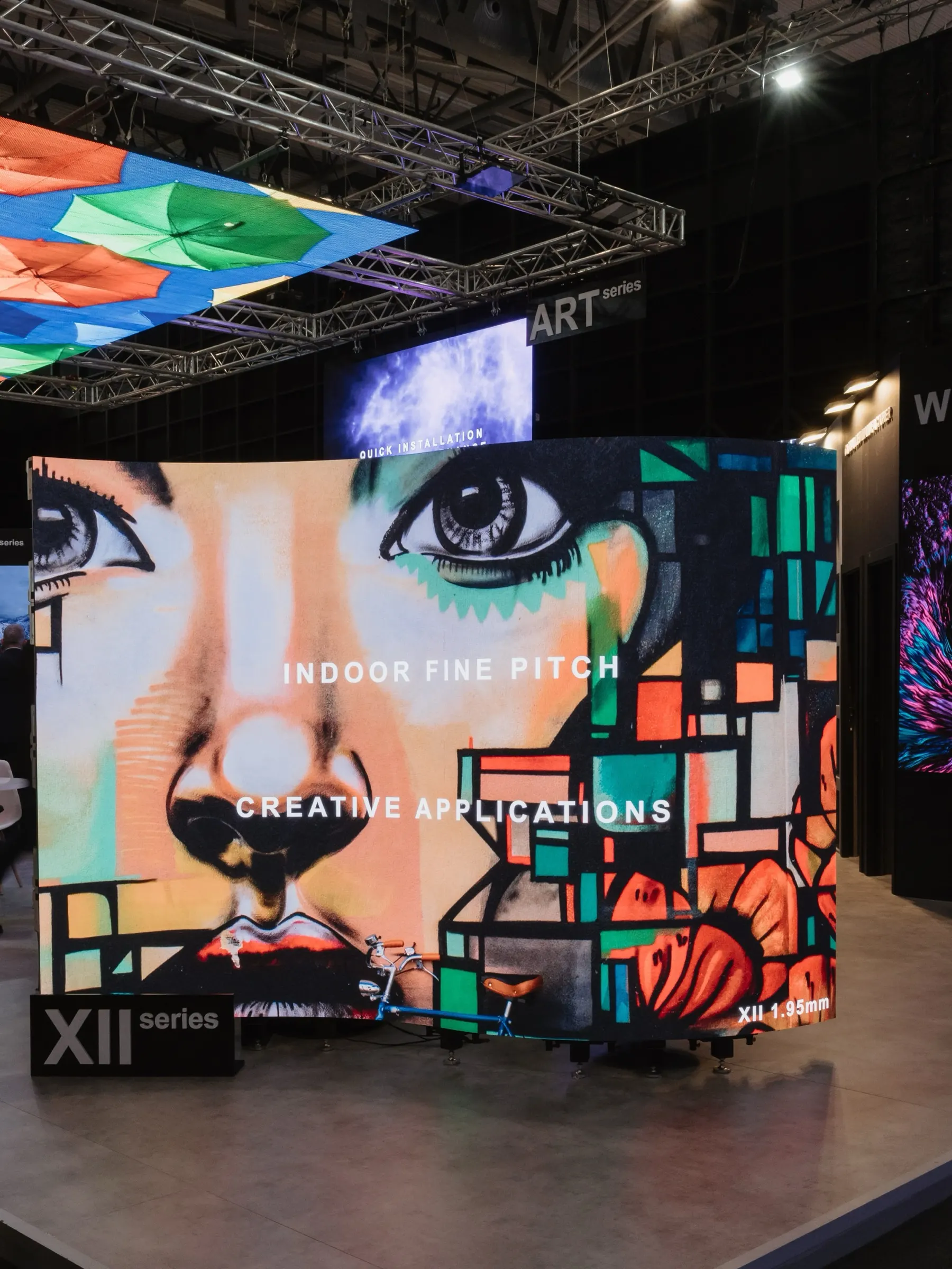 INFiLED — Stand en ISE 2022, Fira Gran Via, Barcelona. Fotografía de Noomadik.