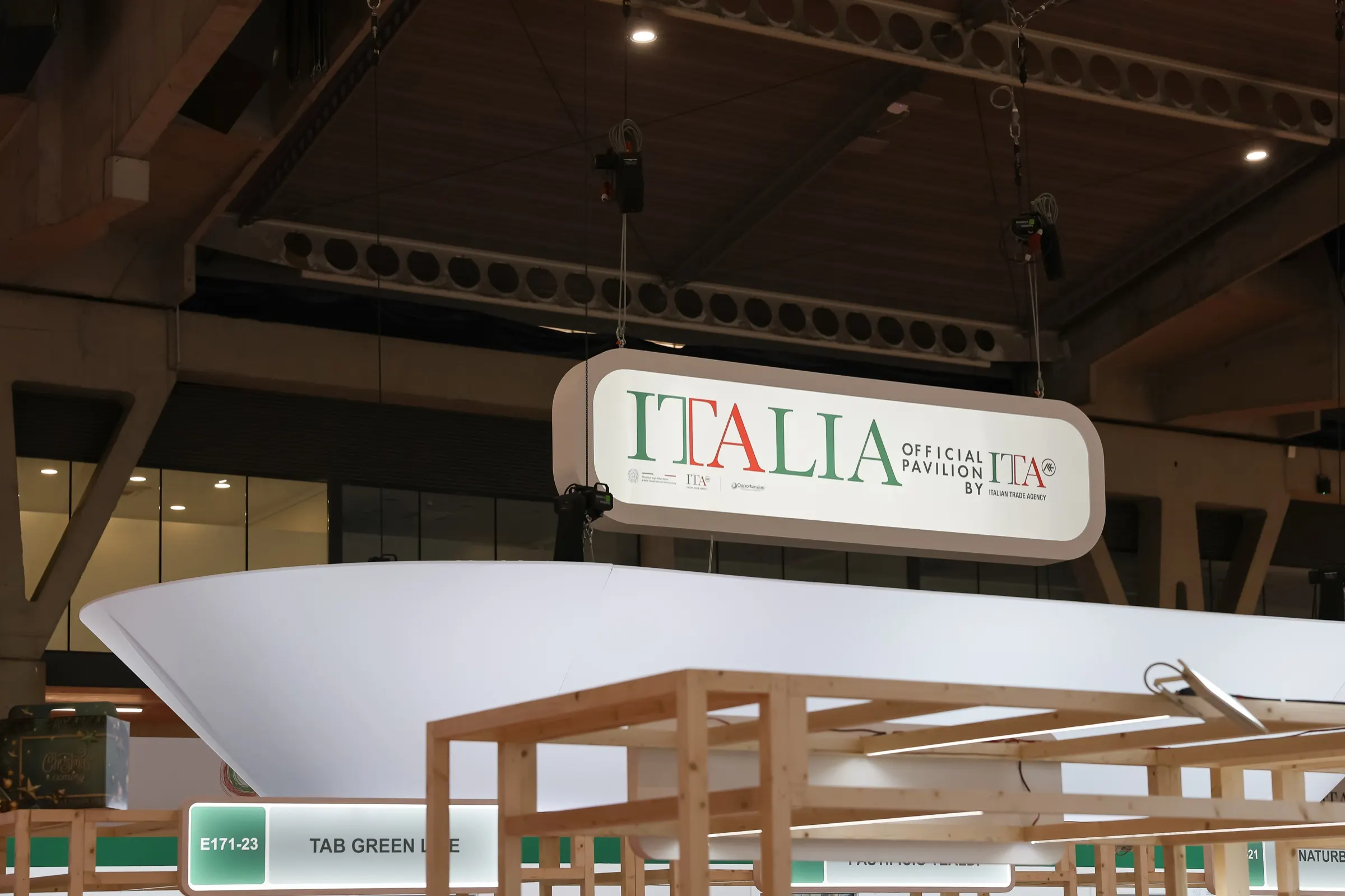 Rótulo del pabellón oficial de Italia de la Italian Trade Agency en Alimentaria. Fotografía de Noomadik.