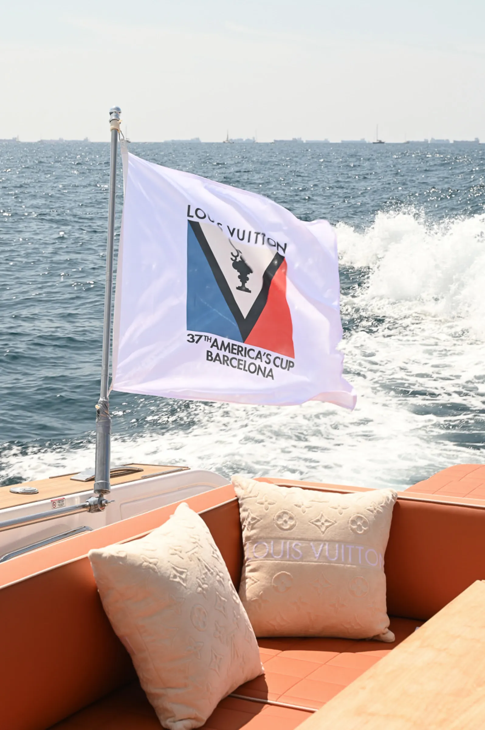 Louis Vuitton — Hospitality de la 37.ª America's Cup, Port Vell, Barcelona. Fotografía de Noomadik.