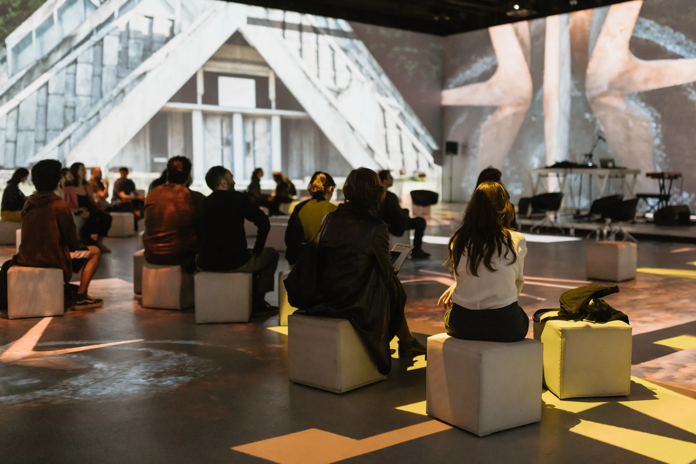 IDEAL Centre d'Arts Digitals — New East Festival en Barcelona, IDEAL, Barcelona. Fotografía de Noomadik.