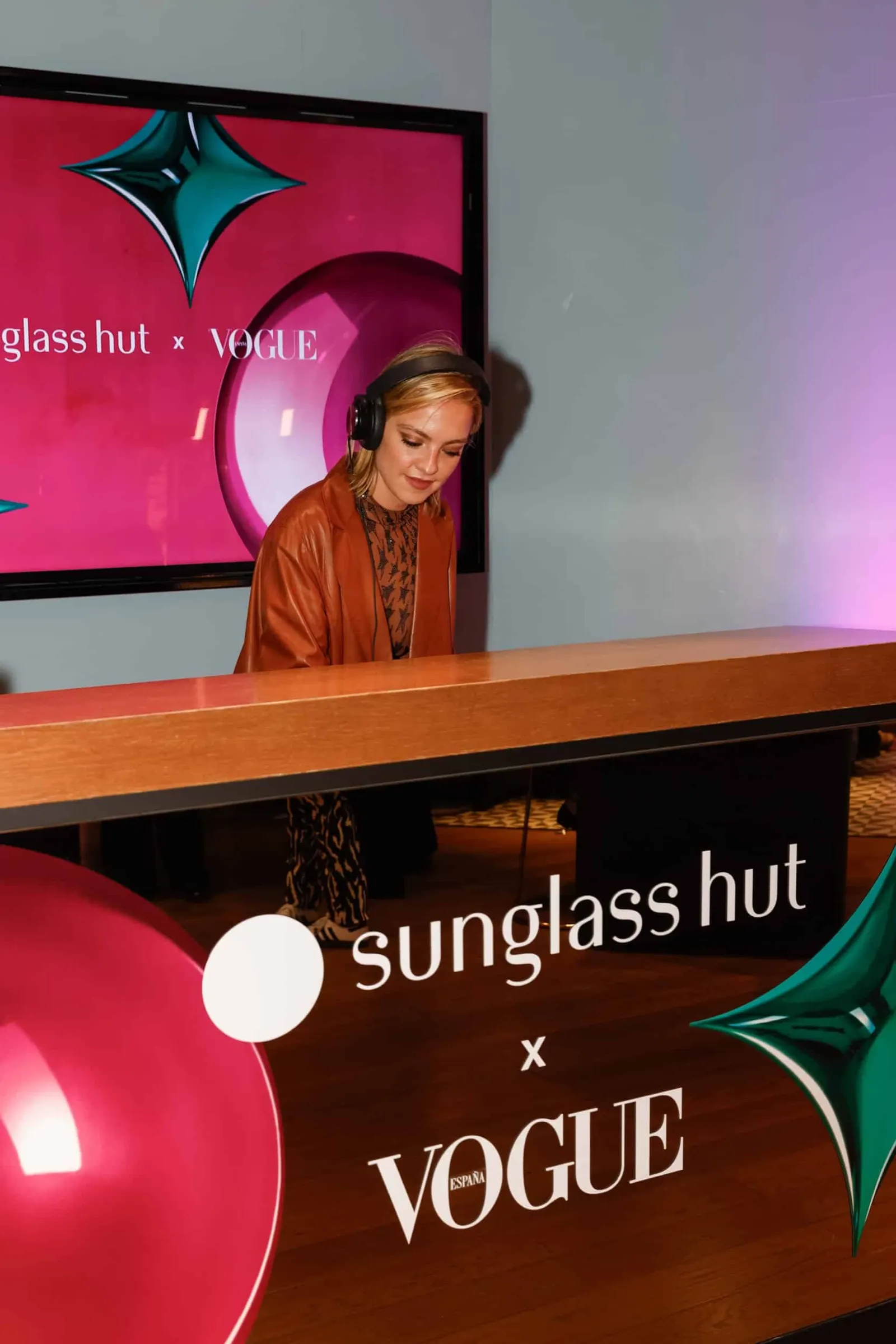 Vogue × Sunglass Hut — Evento de gafas de sol con Vogue, Barcelona. Fotografía de Noomadik.